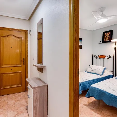 Apartaments Amalia On The Beach Torrevieja Exterior photo